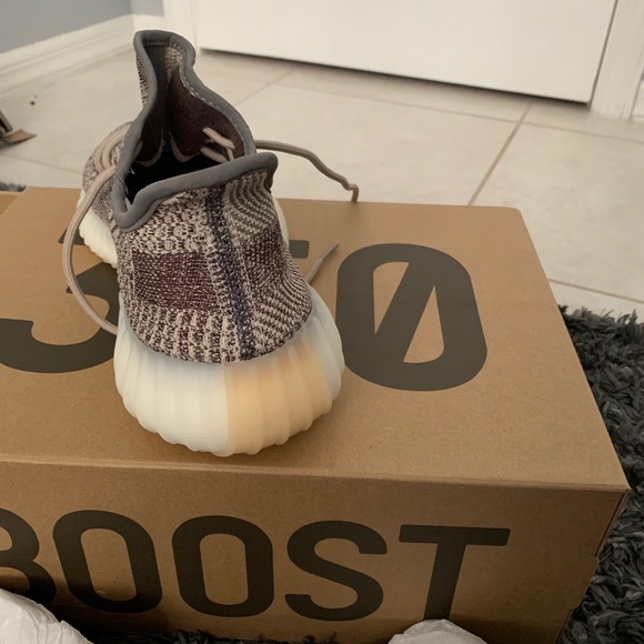 Yeezy Zyon. Size 11.5 - Picture 5 of 5